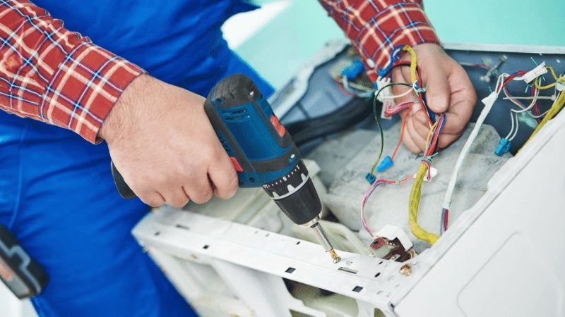 Akhisar Bosch Bosch çamaşır makinesi kart tamiri – Su almama arızası orijinal parça ile giderildi. - Teknik servis örneği